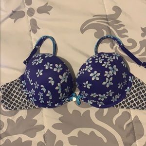 Victoria secrets bra